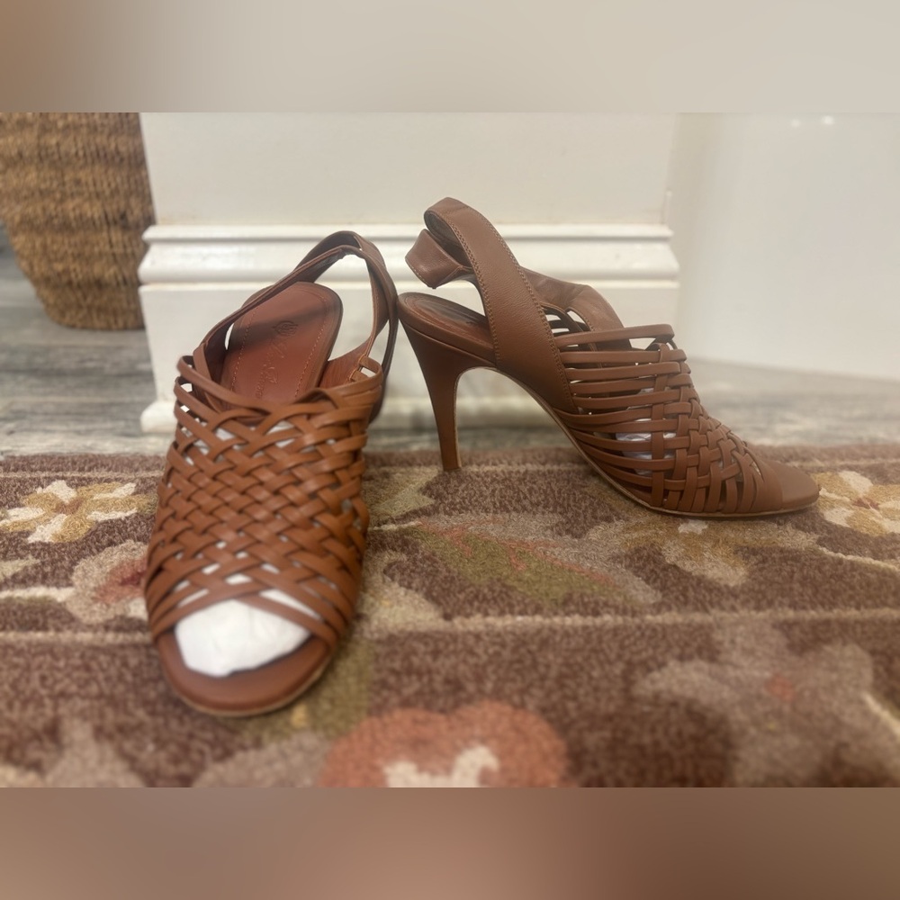 Loro Piana Stappy Pump size 38 (7.5-8) Brown Leather